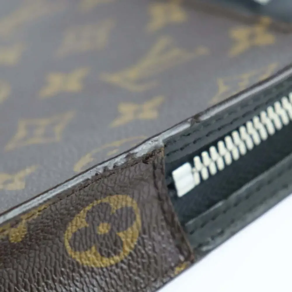 LOUIS VUITTON Black Monogram Leather Clutch Bag